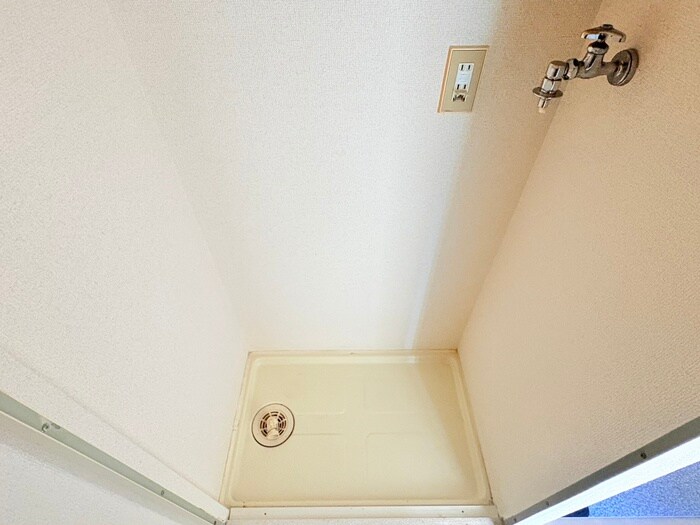 物件内観写真19　(洗濯機置場)