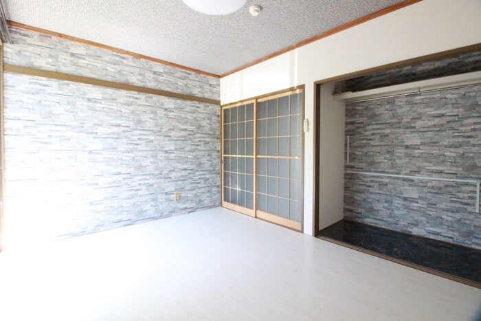 物件内観写真10　(居室)