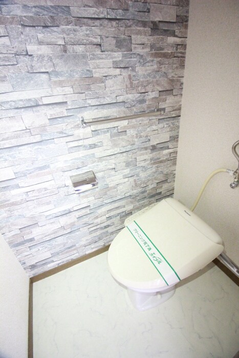 物件内観写真14　(トイレ)