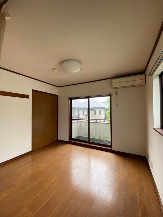 物件内観写真7　(居室)