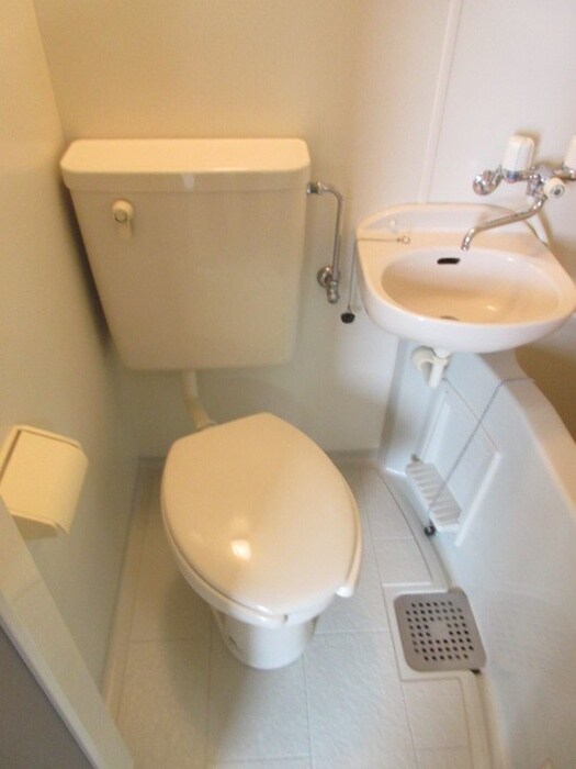 物件内観写真12　(トイレ)