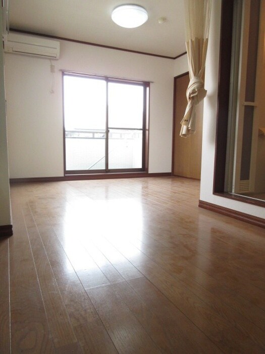 物件内観写真17　(居室)