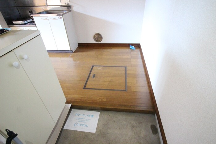 物件内観写真19　(玄関)