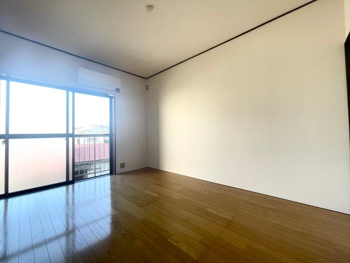 物件内観写真15　(居室)