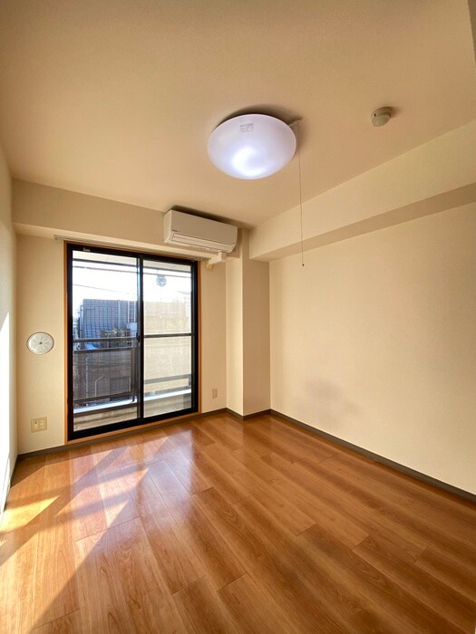 物件内観写真7　(居室)