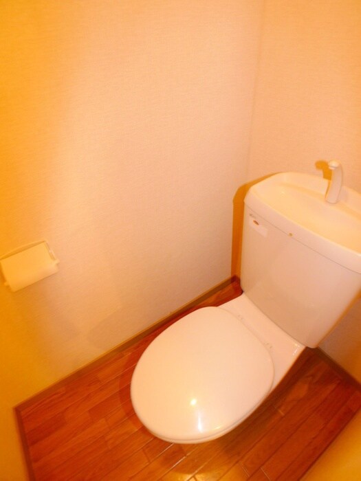 物件内観写真18　(トイレ)