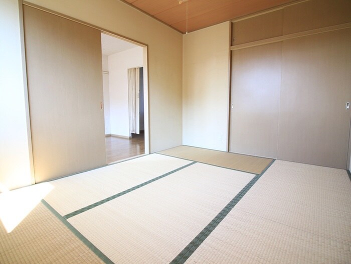 物件内観写真21　(室内からの展望)