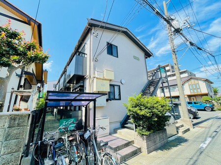 グレイプバイン外観写真