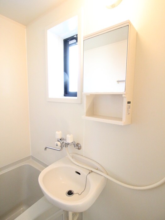 物件内観写真13　(洗面)