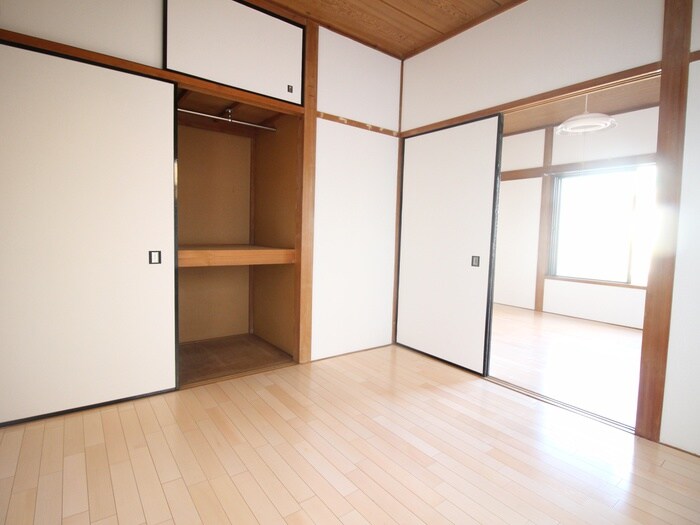 物件内観写真8　(収納)