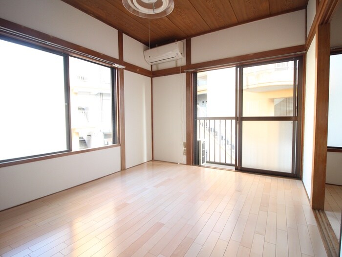 物件内観写真10　(居室)