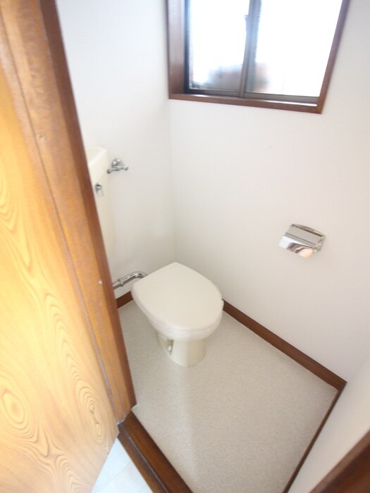 物件内観写真16　(トイレ)