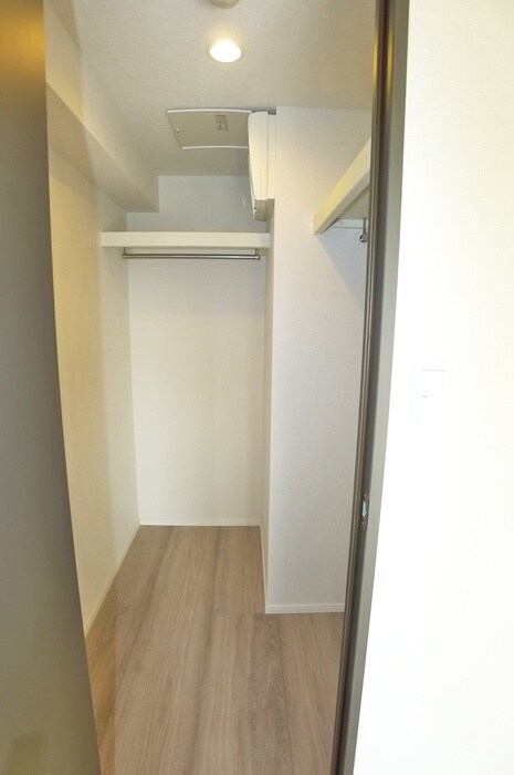 物件内観写真15　(収納)