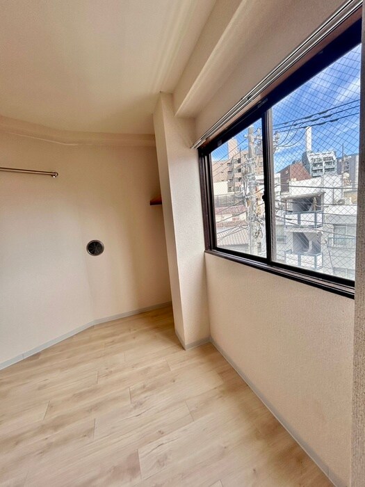 物件内観写真11　(居室)