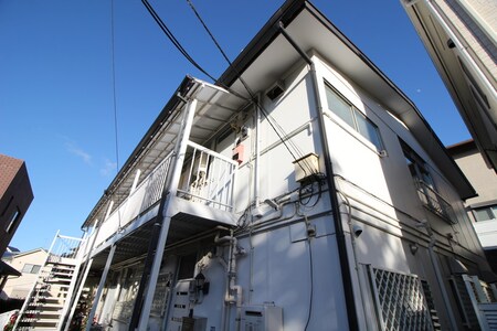 利奈コーポ外観写真