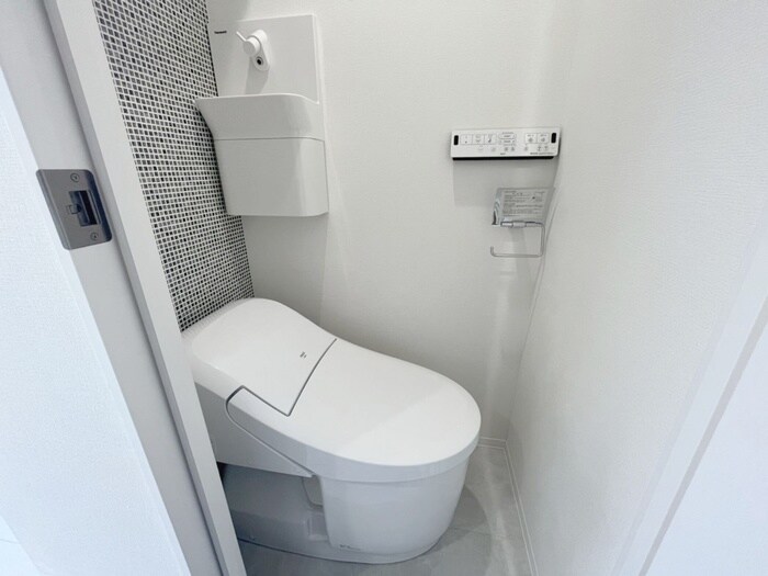 物件内観写真11　(トイレ)