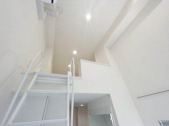 物件内観写真14　(室内からの展望)