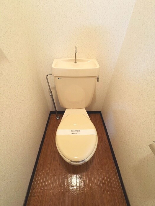 物件内観写真15　(トイレ)