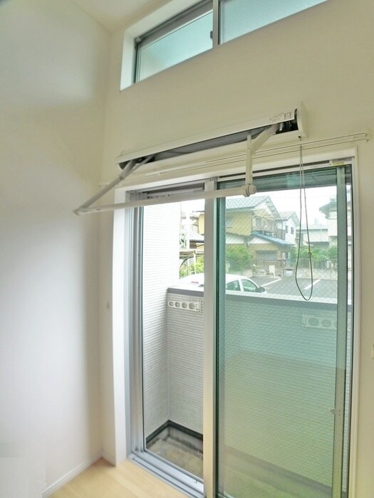 物件内観写真10　(居室)