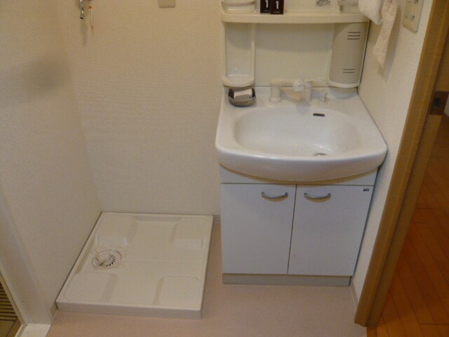 物件内観写真10　(洗面)