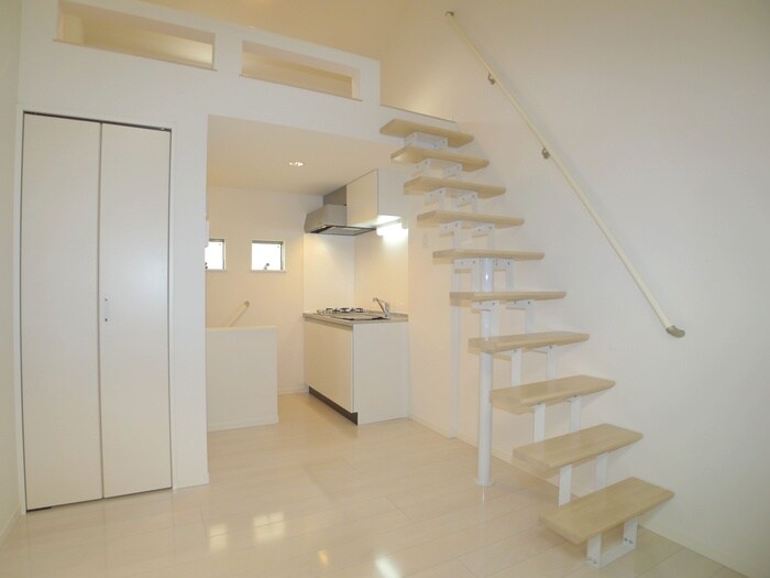 物件内観写真3　(居室)