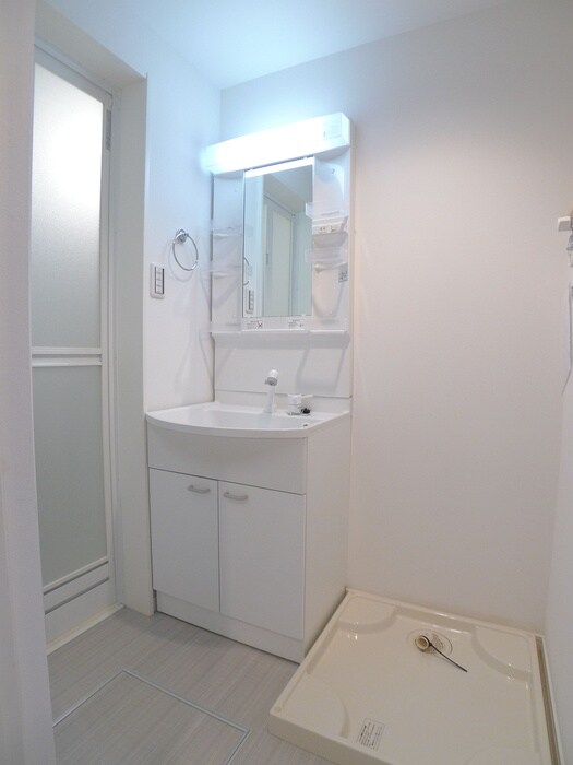 物件内観写真8　(洗面)