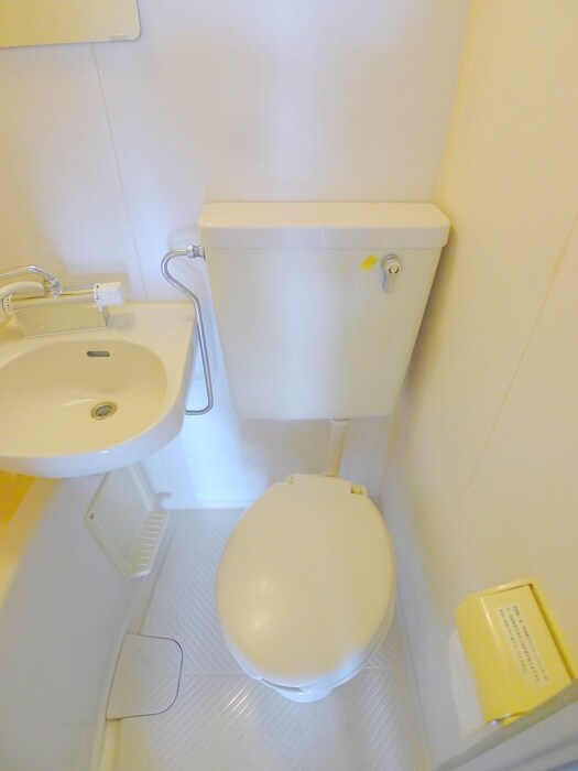 物件内観写真14　(トイレ)