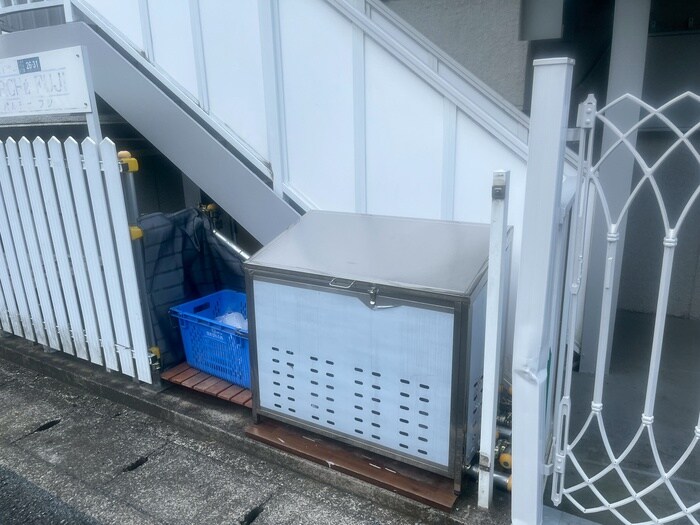 物件外観写真4　(建物設備)