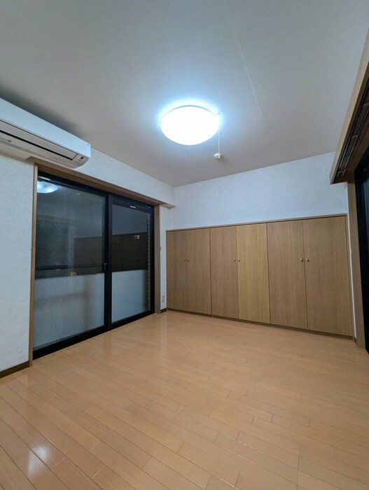 物件内観写真6　(居室)