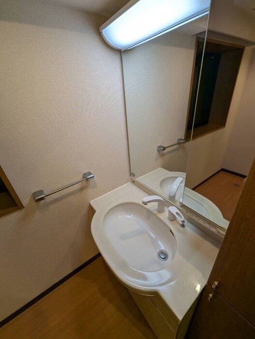 物件内観写真13　(洗面)