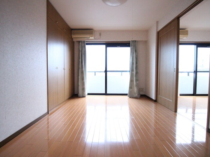 物件内観写真15　(居室)