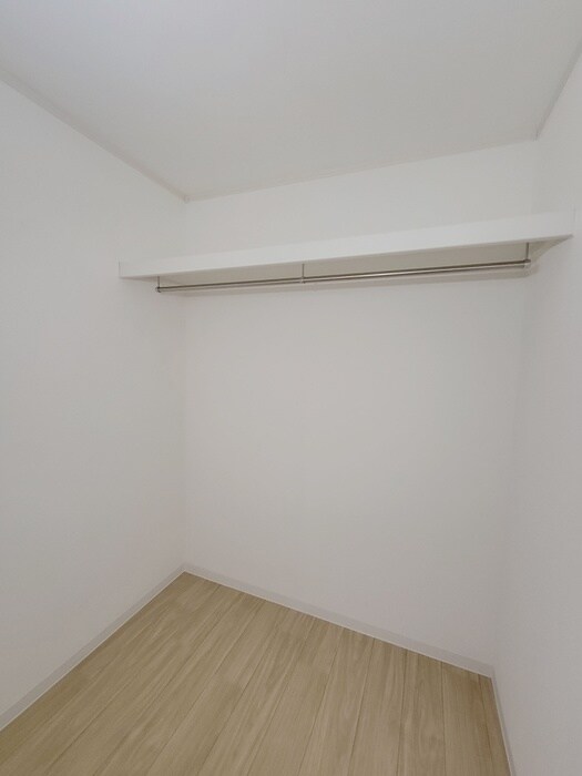 物件内観写真11　(収納)