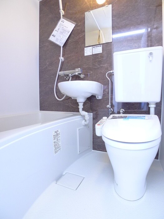 物件内観写真15　(バス／シャワールーム等)