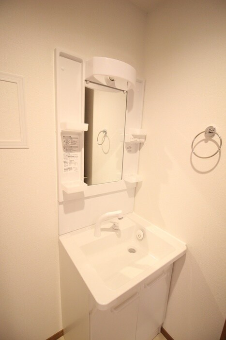 物件内観写真12　(洗面)
