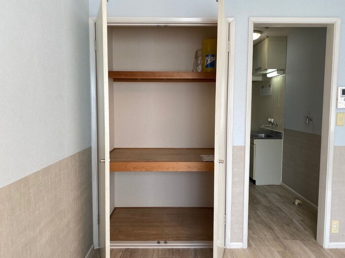 物件内観写真9　(収納)