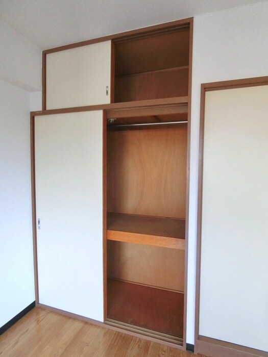 物件内観写真13　(収納)