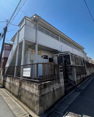 ホワイトハイツ外観写真