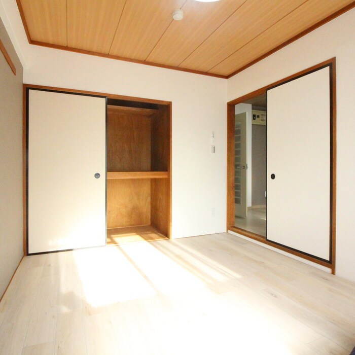 物件内観写真8　(居室)