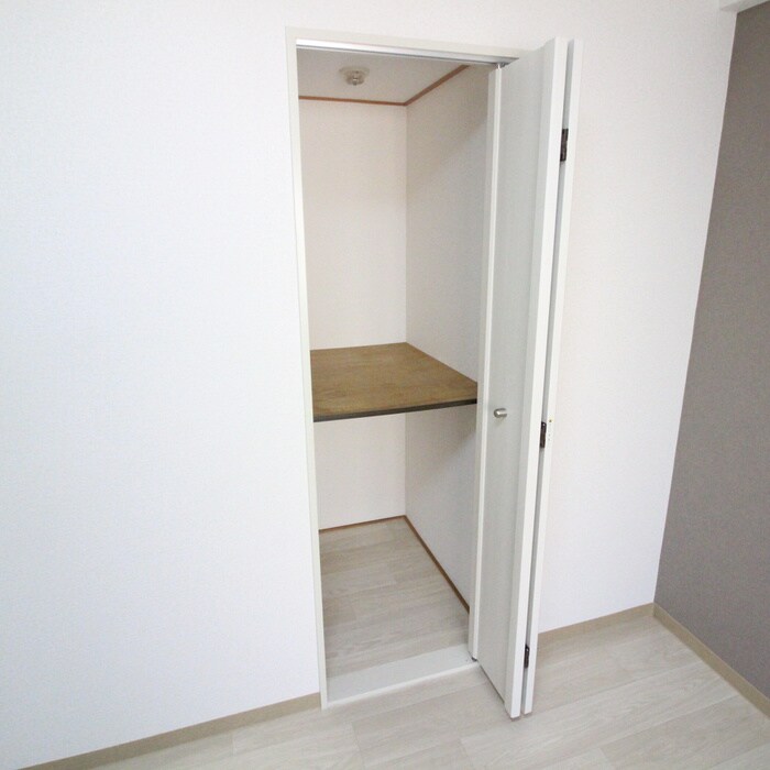 物件内観写真11　(収納)