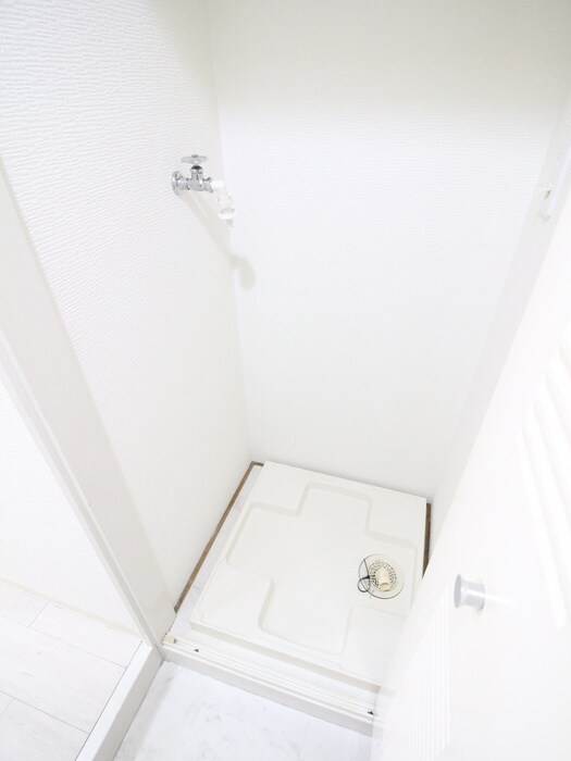 物件内観写真12　(室内からの展望)