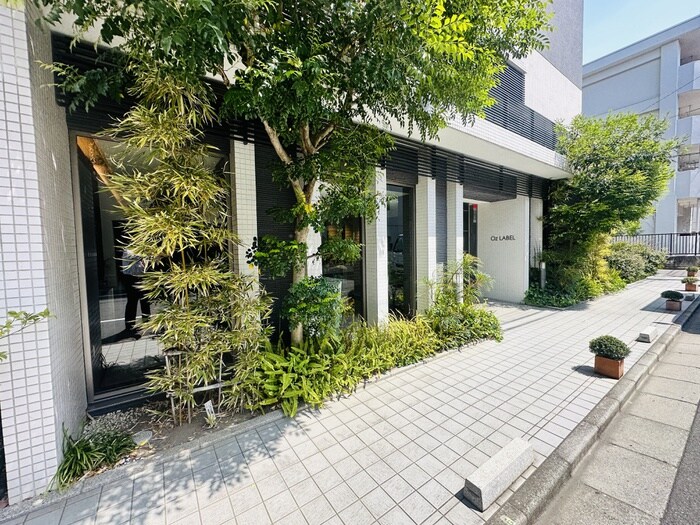 物件外観写真2　(周辺環境)