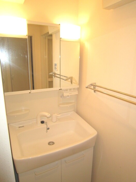 物件内観写真11　(洗面)