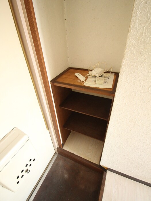 物件内観写真8　(靴箱)