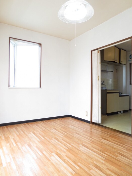 物件内観写真12　(居室)