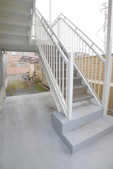 物件外観写真5　(エントランス部分)