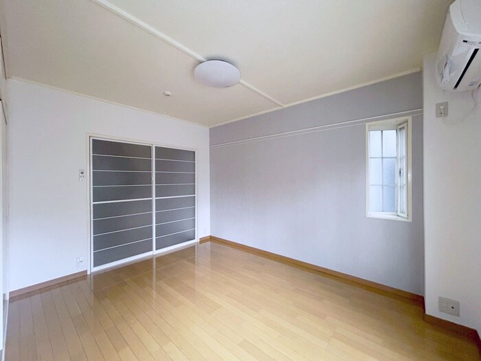 物件内観写真13　(居室)