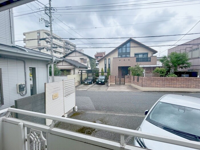 物件内観写真22　(室内からの展望)