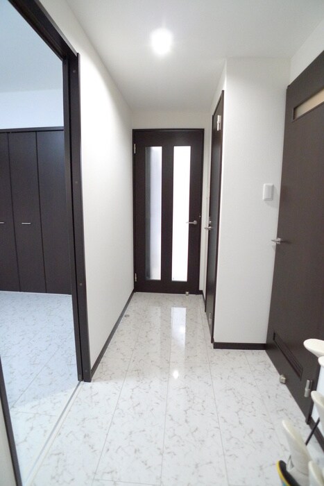 物件内観写真7　(廊下)