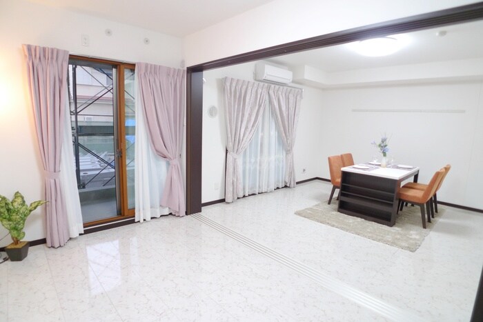 物件内観写真13　(居室)