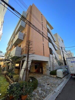 フラン　シェソワ外観写真